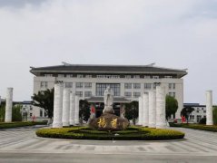 国庆中秋双节同庆，CC网投集团红旗飘扬！