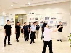 <b>参观交流，赋能成长</b>