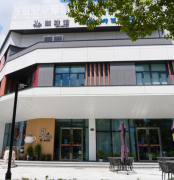 叮咚，Y·CAFE请您领取十月惊喜~